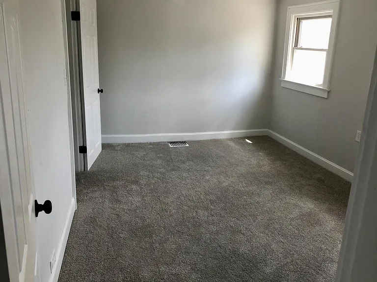 717 Wager St — Photo 21