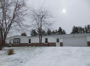E1995 Hill Rd, Luxemburg, WI 54217