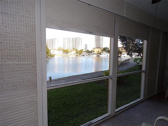 5th image of 3030 Marcos Dr APT T101