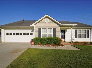 1455 Hawkcrest Ln, Winston Salem, NC 27127