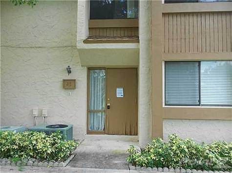 2nd image of 28 Wimbledon Lake Dr