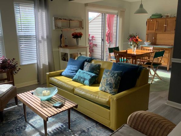3B Compass Cir