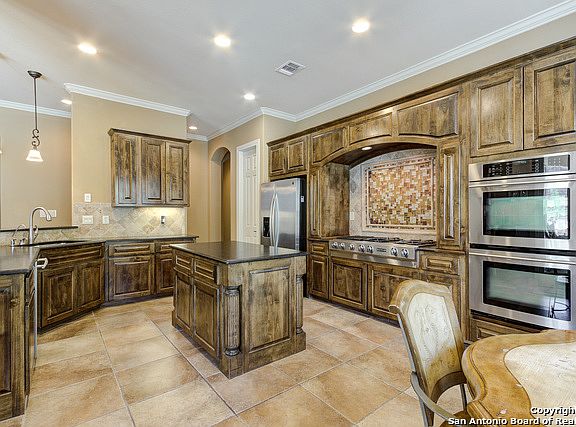 5th image of 8302 San Fidel Way