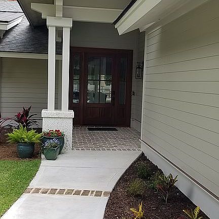 2nd image of 17 Deer Run Ln