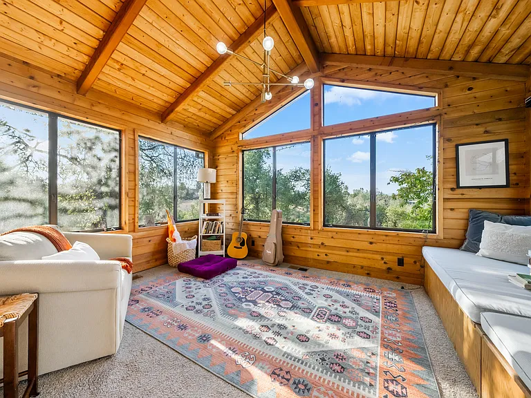 2820 Panorama Dr — Photo 25