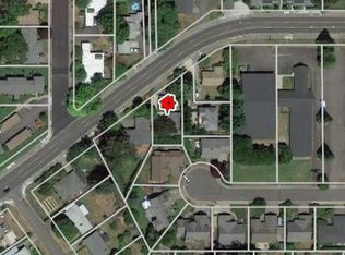 3010 Willakenzie Rd, Eugene, OR 97401