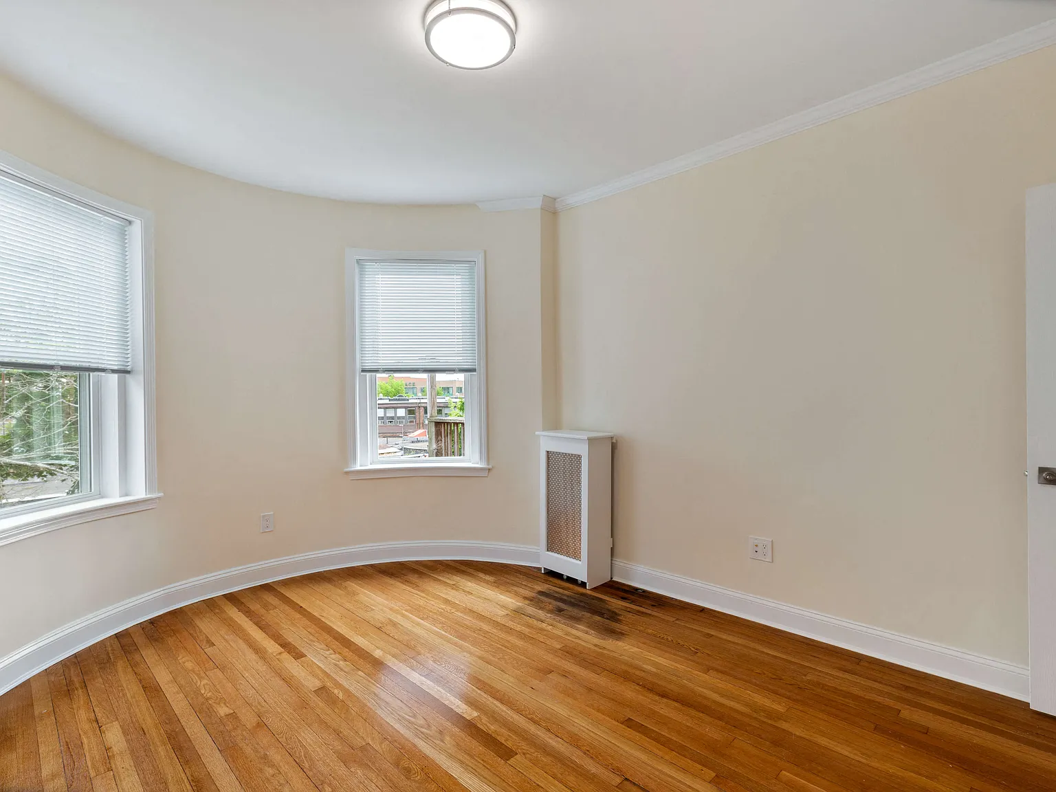 Green Street Apartments — Photo 4