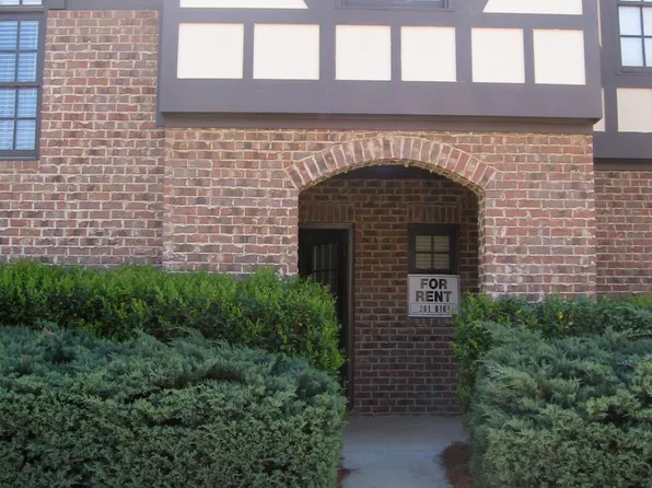 2221 Acton Park Cir, Birmingham, AL 35243