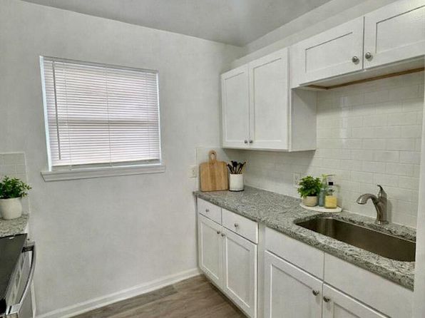 2105 19th Ct N