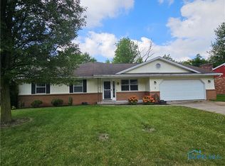 357 Maumee Ln, Napoleon, OH 43545