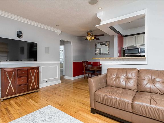 4th image of 136-39 Jewel Ave Unit B
