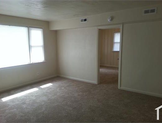 2nd image of 119 Dahlgren Ave