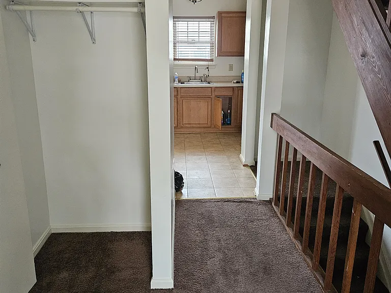 715 Saint Michaels Dr — Photo 3