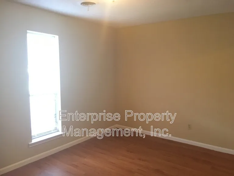 7019 Shadow Oaks Dr — Photo 7