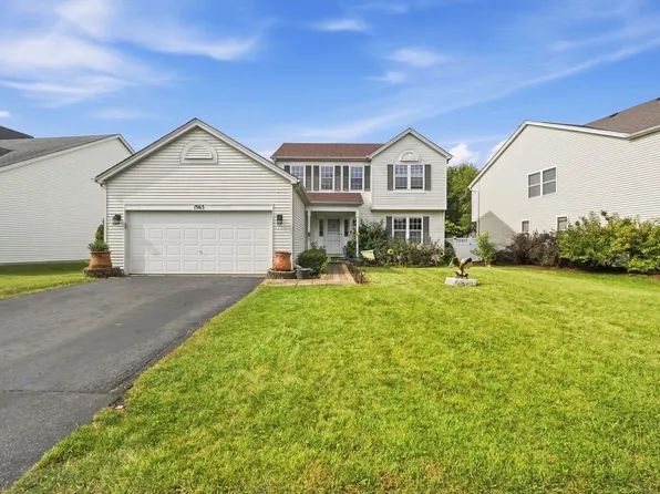 1565 Baytree Dr, Romeoville, IL 60446