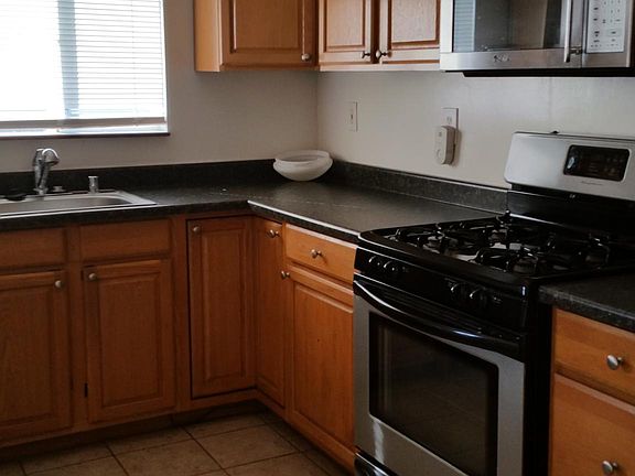 2nd image of 1240 Lodi Pl APT B