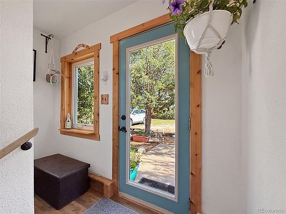 5th image of 1327 Colorado Street