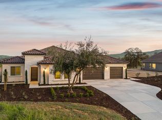19710 Ventana Hills Dr, Clovis, CA 93619