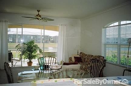 Livingroom end unit w/ large lanai
						:
						Lower unit with walk out