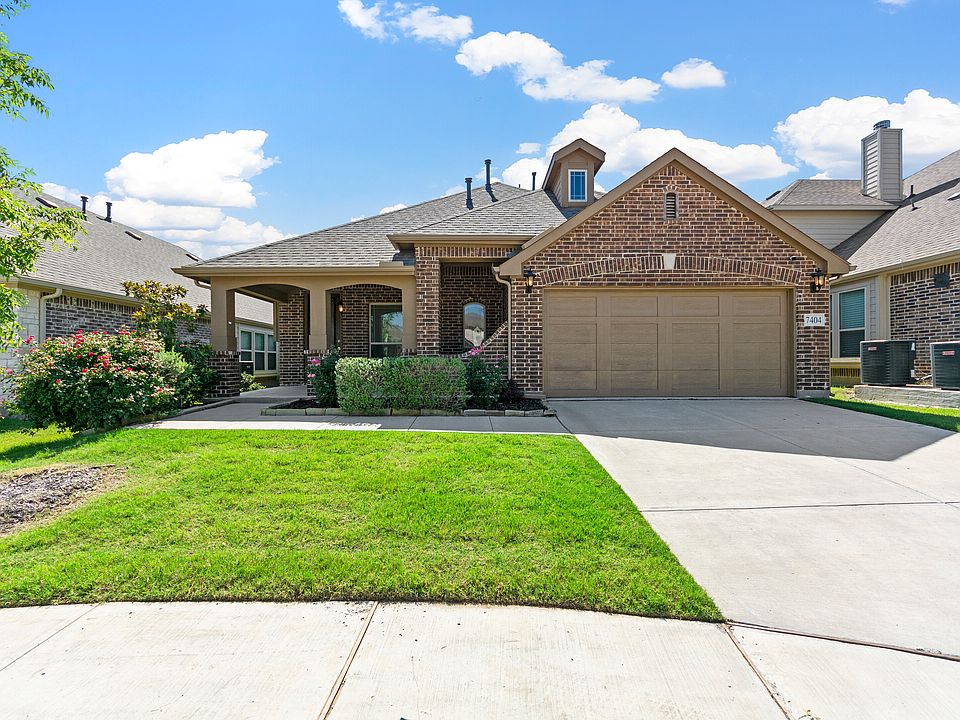 1st image of 7404 Hawthorne Way