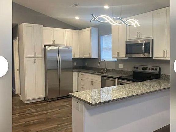 2nd image of 6007 Magnolia Ave