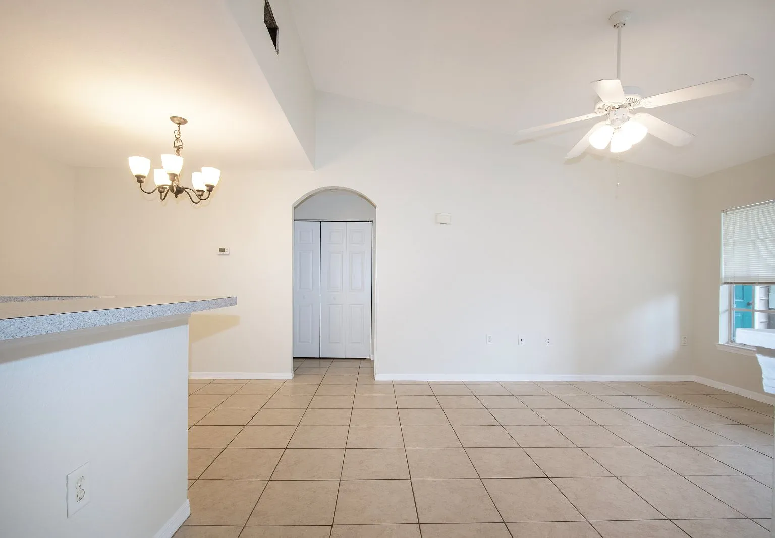 2 bed, 2.0 bath, 1080 sqft, $1,750 — Photo 4