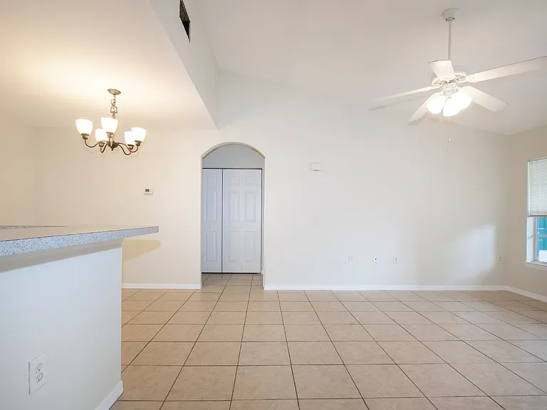 7405 Vista Way #203 — Photo 4