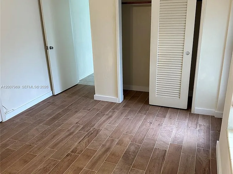2301 NE 2nd St #6 — Photo 10