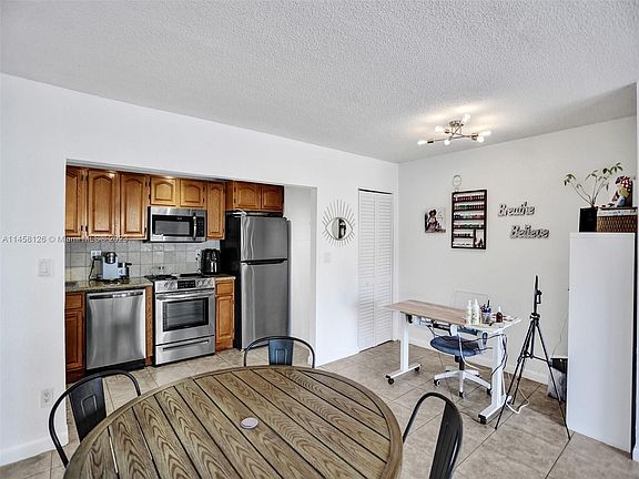 3rd image of 4154 NW 79th Ave APT 1D