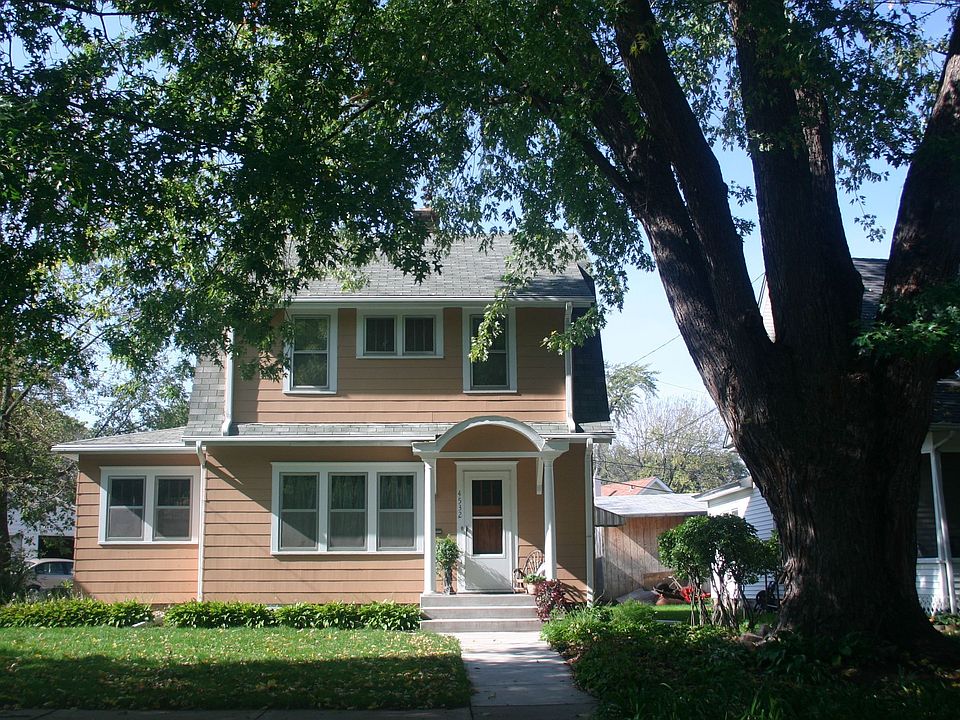 1st image of 4532 41st Ave S