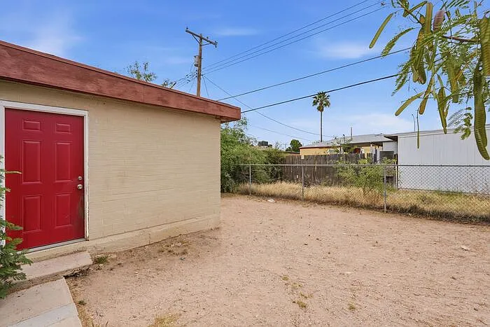 2520 E Cameron Vis — Photo 20
