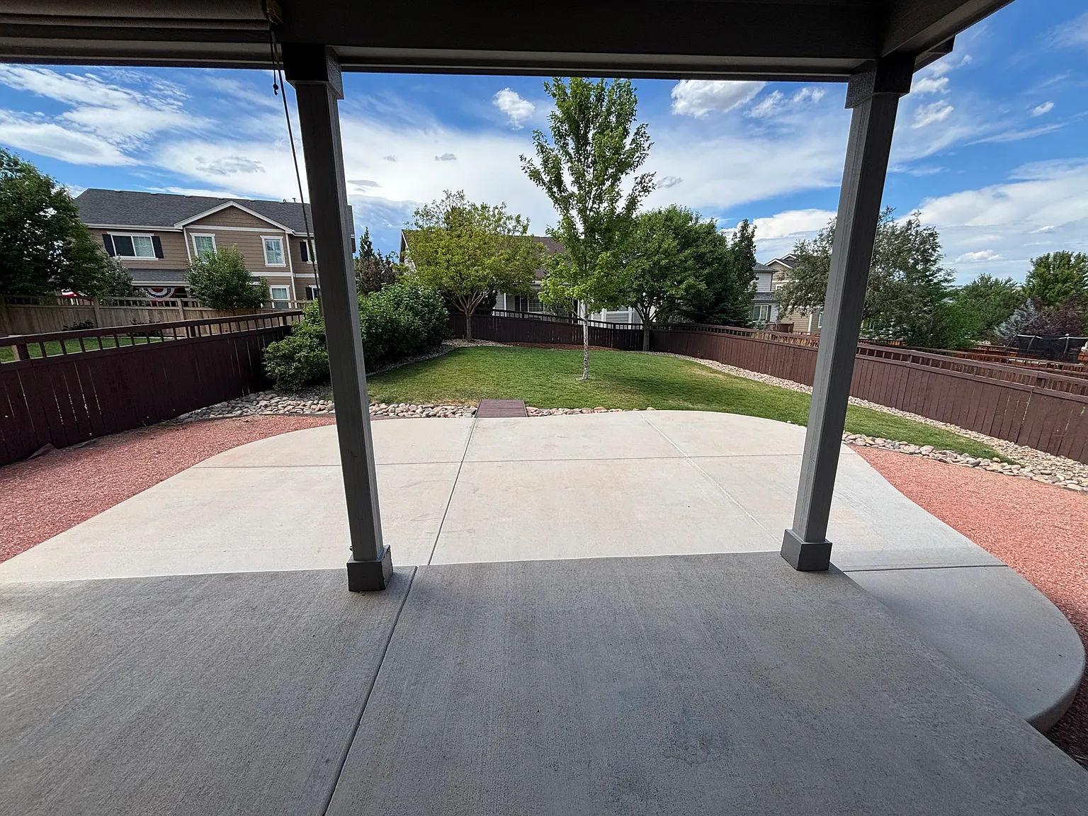 5 bed, 3000 sqft, $3,950 — Photo 2