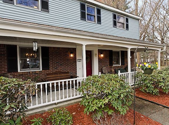 2nd image of 23 Madrid Ct