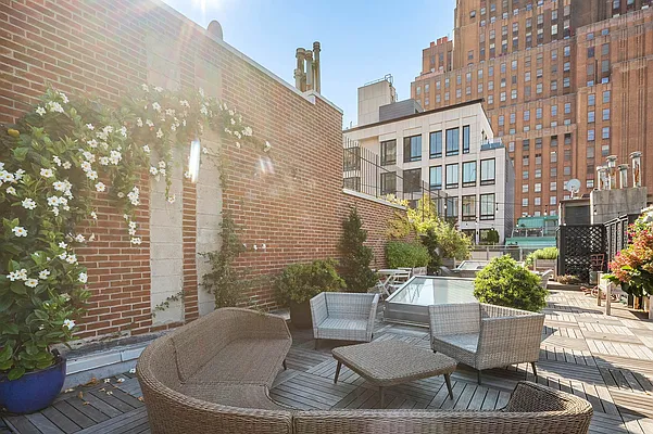 Rented by Douglas Elliman | media 36