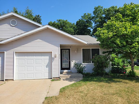 2nd image of 377 Oak Harbor Ct #741802011