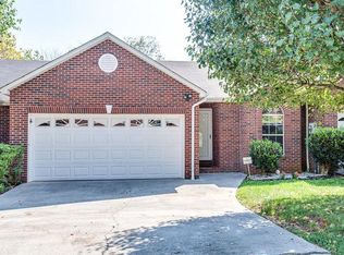 360 Creekview Ln, Knoxville, TN 37923