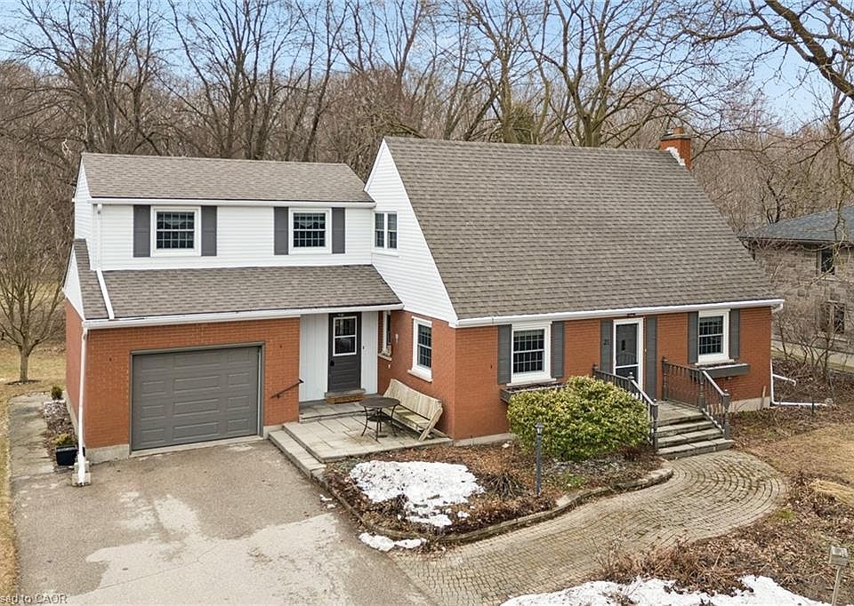 1st image of 21 Meadowlark Rd