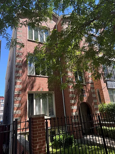 1444 W Walton St #3 Photo 1