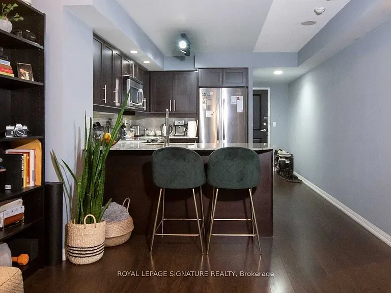 65 Liberty St #716 — Photo 3