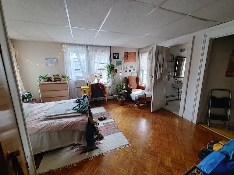 485 University Ave #5 — Photo 10