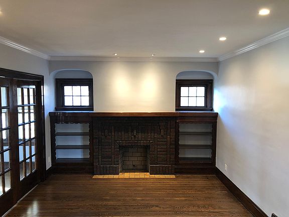 4th image of 10608 Parkhurst Dr