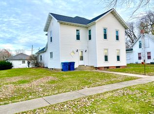 303 S Railroad St, Lostant, IL 61334