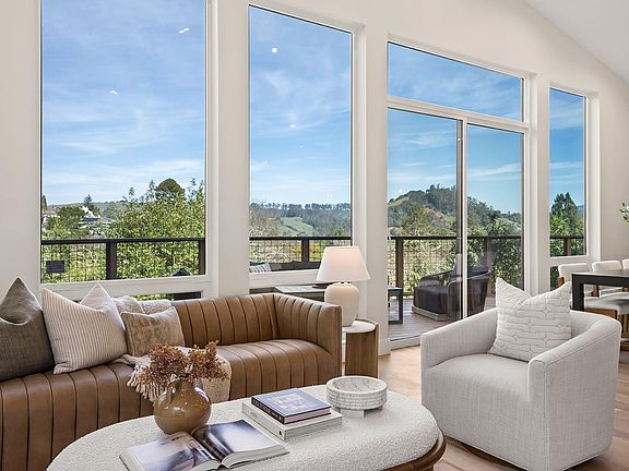 2nd image of 745 redwood Road