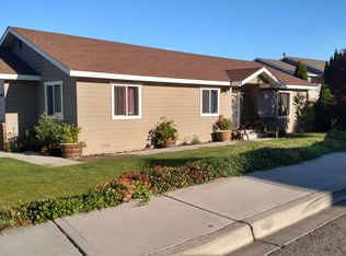 1913 3rd St SE, East Wenatchee, WA 98802