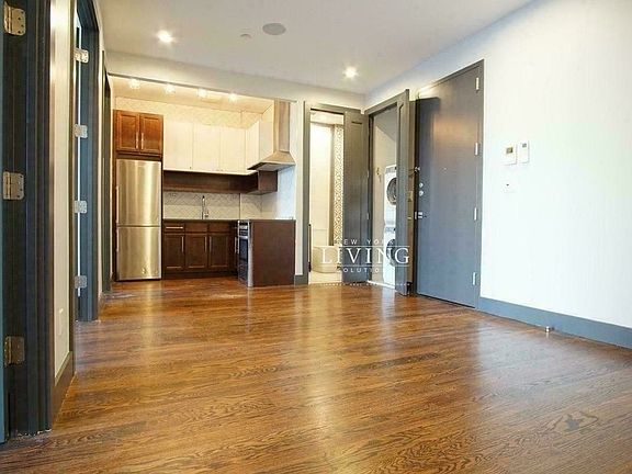 4th image of 306 Stockholm St #4L
