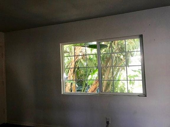 5th image of 12261 Chandler Blvd APT 4