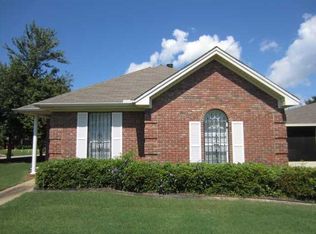824 Dee Dr, Prattville, AL 36066