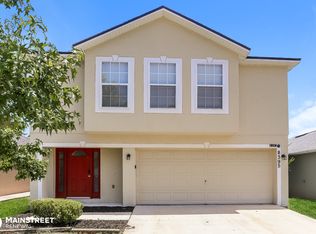 8395 W Oak Crossing Dr, Jacksonville, FL 32244