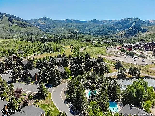 2025 Canyons Resort Dr #S2 — Photo 20