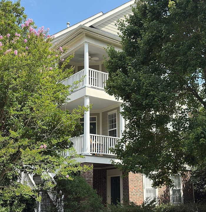 1st image of 306 Sweet Bay Pl